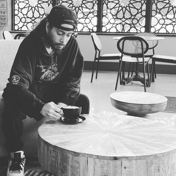 Meet your Posher, Drip - Picture 2 of 2